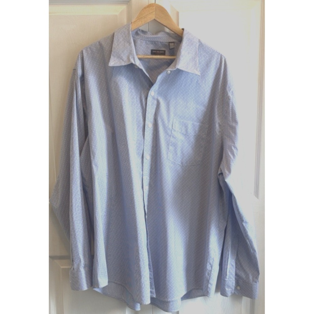 Van Heusen Traveler Mens XXL Blue White Striped Classic Fit Button Down Shirt